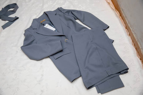 Ensemble Tailleur Femme Bleu Gris – Élégance Professionnelle – Taille 40